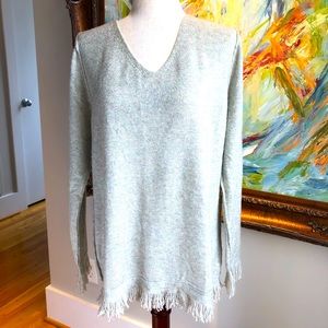 Olive & Oak Gray/Cream Long Sleeve Sweater with Fringe Size S